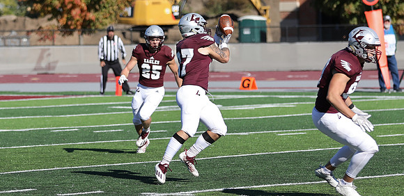 37 Ben Michalowski (9)