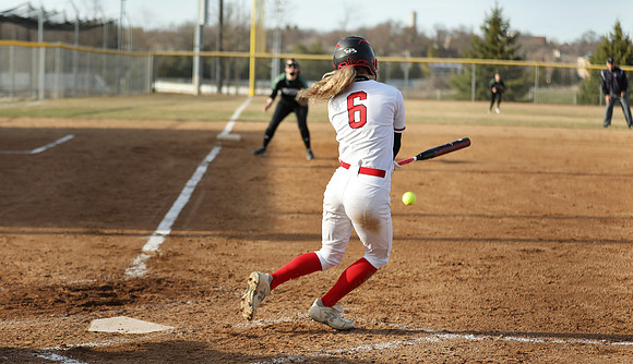 6 Carly Gross (12)
