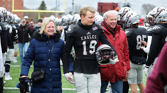 11-13-21 vs. UW Eau Claire  SENIOR DAY & ARMED FORCES DAY  (25)