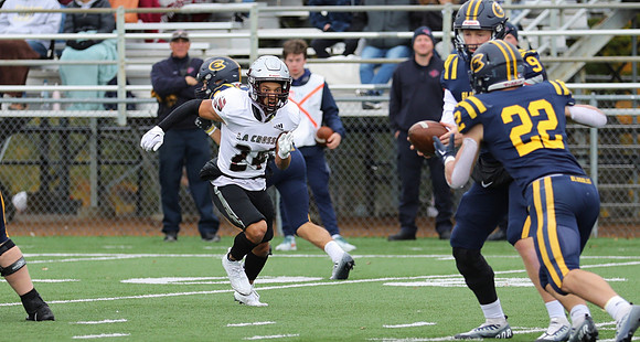 24 Brennan Goralski (5)