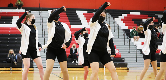 JV Dance 1-13-22 at JV Basketball Game  (58)
