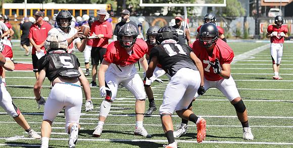 8-13-21 Varsity Scrimmage(s)  (159)