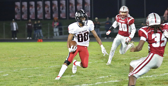 80 Tyus Wills (3)