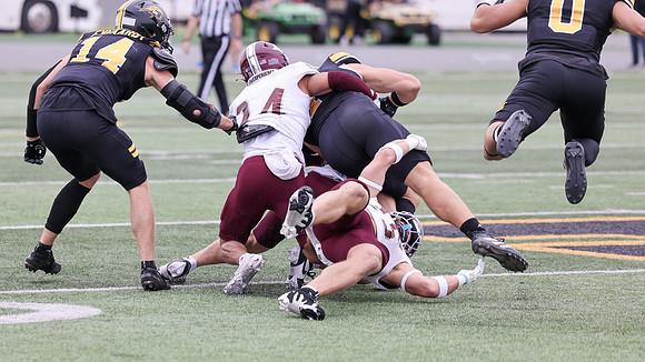24 Brennan Goralski (1)
