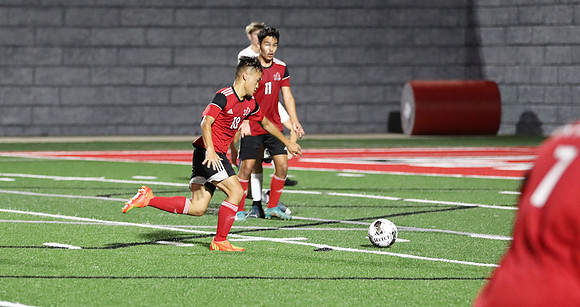 18 Eli Thao (18)