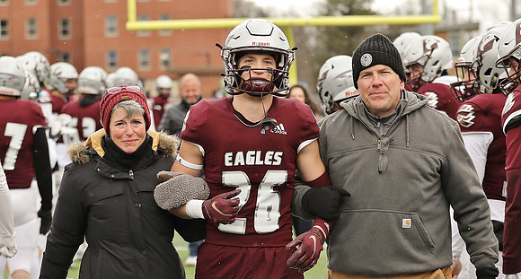 Pre Game SENIOR RECOGNITION 11-12-22  (60)