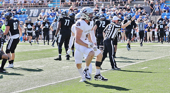 5 Elijah Alt  (38)