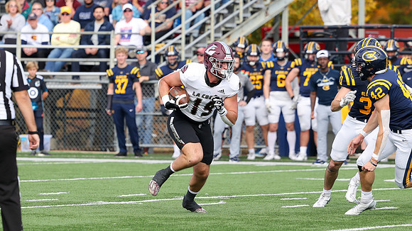 10-19-24 EAGLES vs. UW Eau Claire (32)