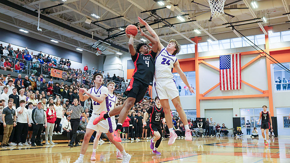 VARSITY Sectional Final vs. Sun Prairie East (29)