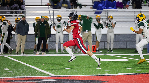 21 Brady Kaufman (42)
