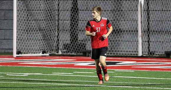 37 Cole Masiarchin (26)