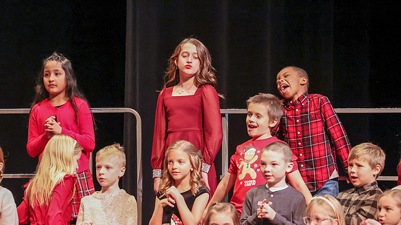 12 -9-24 Kyla School Winter Concert (14)
