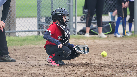 5-21-24 Ariella Baseball Game  (34)
