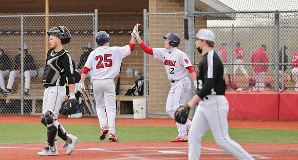 2 Davis Hamilton (33)