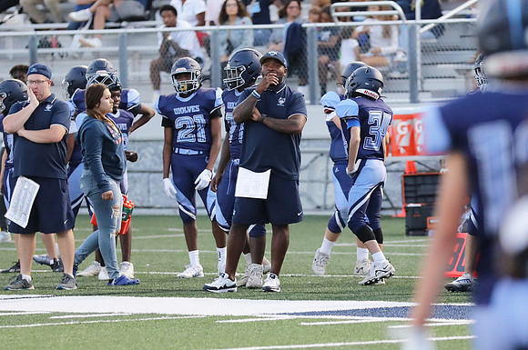 Coach Dennis Wright  (13)