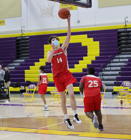 Freshman Red vs. Oconomowoc 2-6-21 (6)