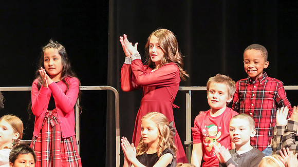 12 -9-24 Kyla School Winter Concert (4)