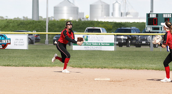 vs. Janesville Parker 5-26-21 (15)