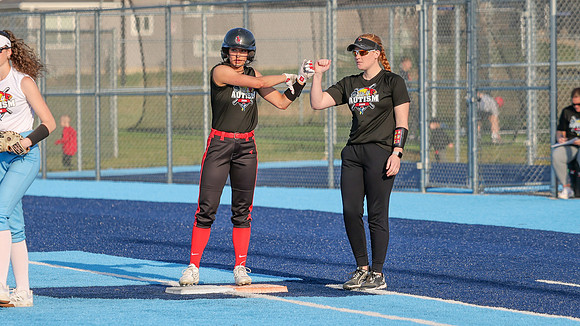 Coach Alyssa Achenreiner (5)