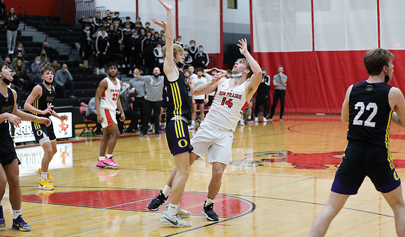 14 Ben Olson (38)
