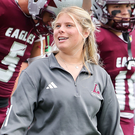 Coach Kelly Cline (2)