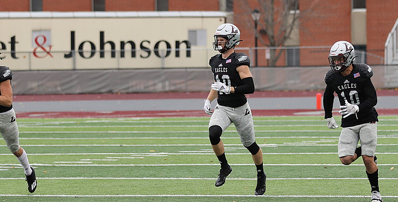 40 Jake Schara (17)