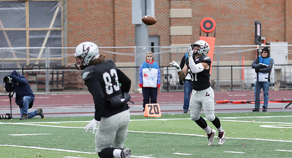 11-13-21 vs. UW Eau Claire  SENIOR DAY & ARMED FORCES DAY  (53)