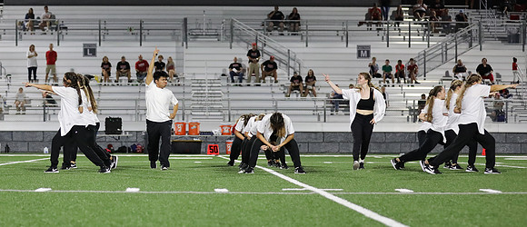 8-26-21 VARSITY Dance at Varsity Football Game  (39)