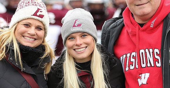 Coach Kelly Cline  (6)