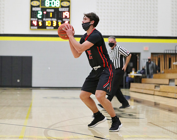 35 Jerry Kaminski 2021 vs. East Troy  (11)