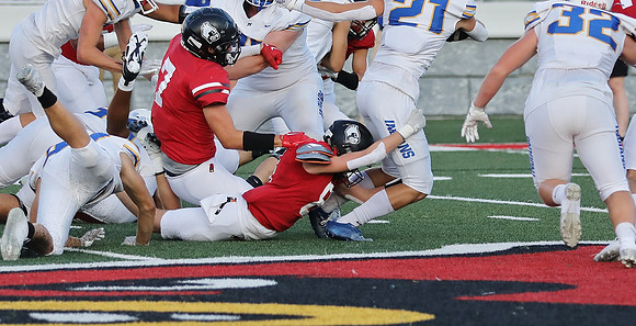 8-26-22 VARSITY vs. Mukwonago  (66)