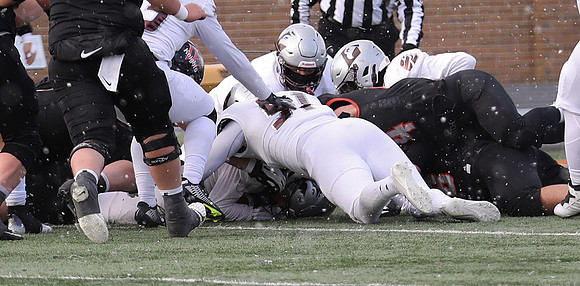51 Zach Kehl (4)