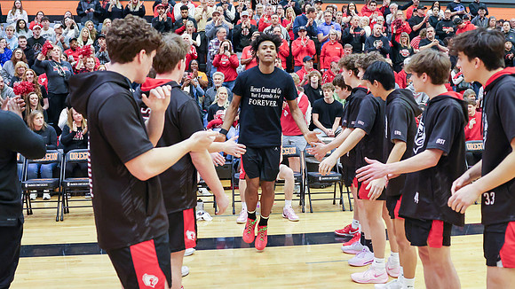 VARSITY Sectional Final vs. Waunakee (17)