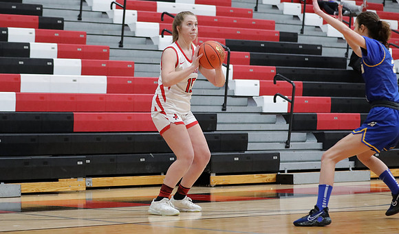 2-18-23 VARSITY SENIOR Lucy Strey NIGHT) vs. Madison West    (30)