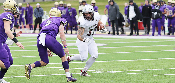 37 Ben Michalowski (9)