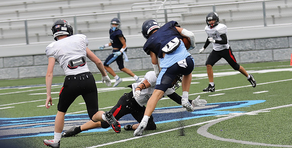 8-12-22 VARSITY Scrimmage vs. Fort Atkinson  (48)
