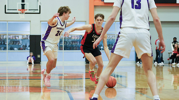 VARSITY Sectional Final vs. Waunakee (40)