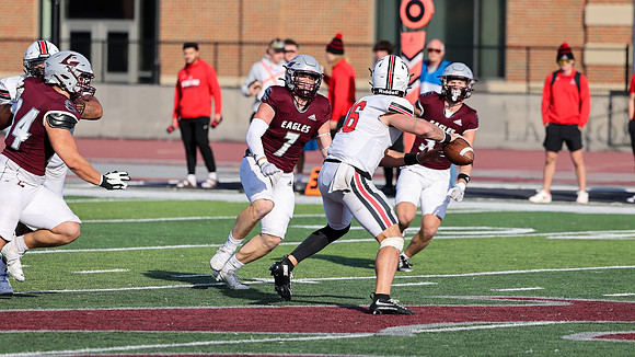 7 Adam Quam (7)