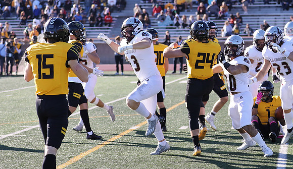 53 Landon Oine (18)