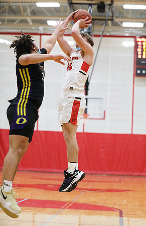 14 Ben Olson (28)