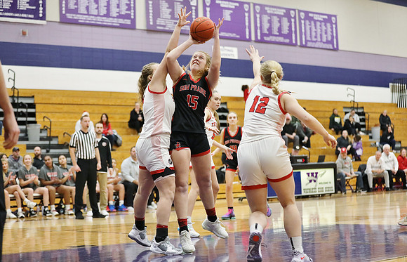 12-28-22 VARSITY vs. Seymour at Waunakee Holiday Tournament  (26)