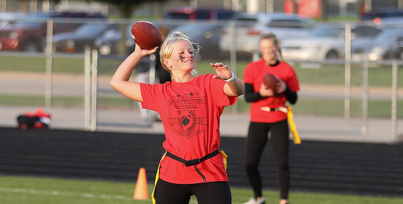 9-26-22 Powderpuff - Homecoming Week  (39)