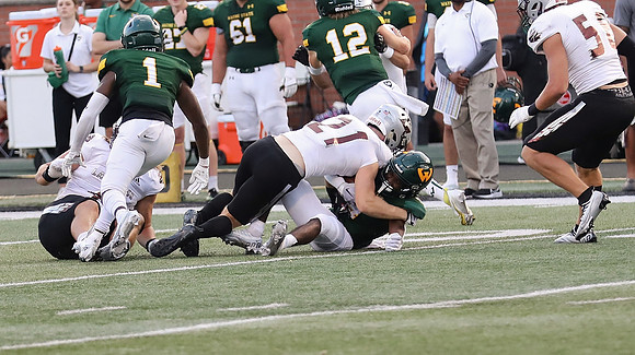 21  Jake Schara (17)