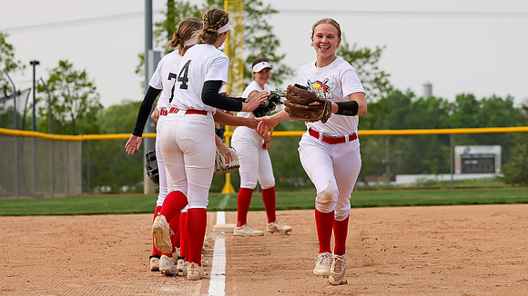 5-14-24 Sun Prairie East Varsity vs. Sun Prairie West  (125)