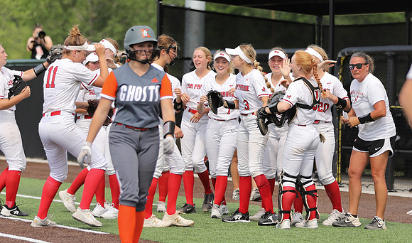 6 Carly Gross (23)