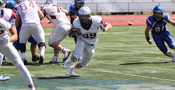 3 UWL 2018 Pre Season Scrmmage vs. U of Dubuque  (206)