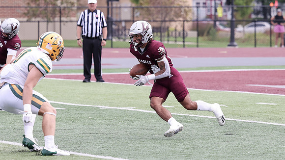 24 Najeh Mitchell (8)