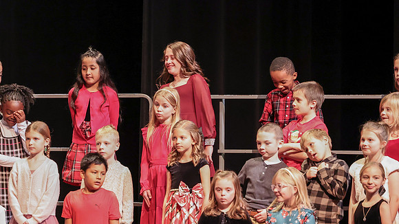 12 -9-24 Kyla School Winter Concert (60)