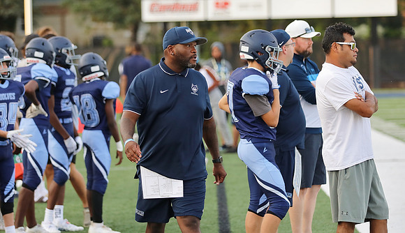 Coach Dennis Wright  (11)
