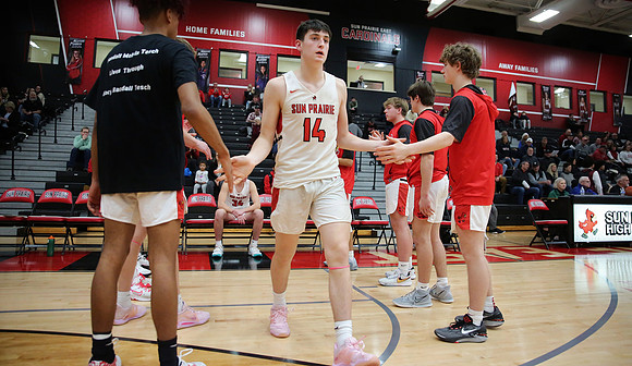 1-26-23 VARSITY (STAFF APPRECIATION NIGHT) vs. Middleton  (18)